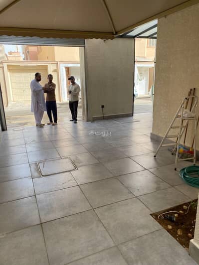 3 Bedroom Floor for Sale in West Riyadh, Riyadh - Floor For Sale in Ibn Najim, Al Sudayy, Riyadh