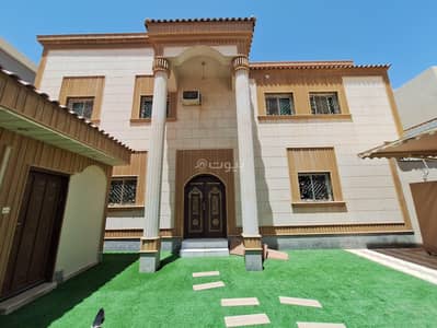 فیلا 11 غرف نوم للبيع في شرق الرياض، الرياض - فيلا للبيع في إشبيلية، الرياض
