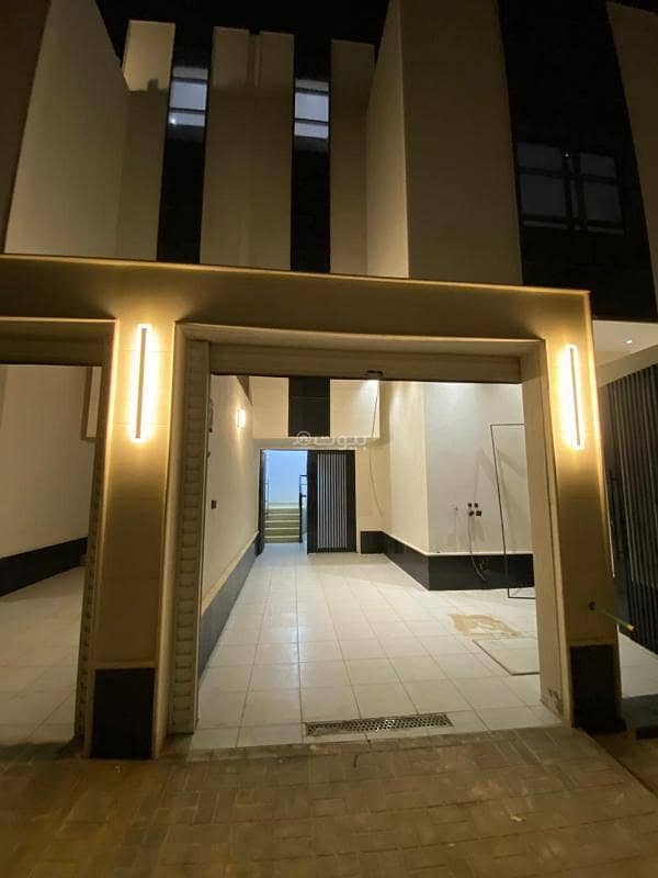 Floor in East Riyadh，Al Rimal 4 bedrooms 1200000 SAR - 87666121