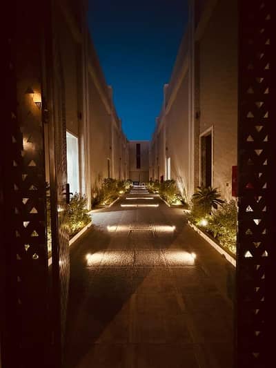 دور 4 غرف نوم للبيع في شرق الرياض، الرياض - دور 4 غرف نوم للبيع في المعيزيلة، الرياض
