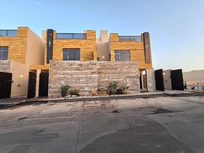 7 Bedroom Villa for Sale in East Riyadh, Riyadh - Villa in East Riyadh，Qurtubah 7 bedrooms 3750000 SAR - 87656237
