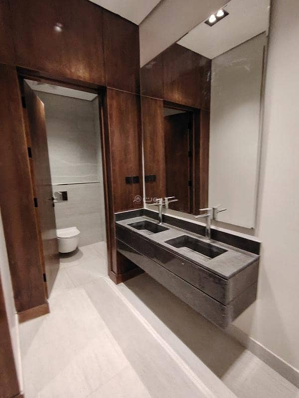 Floor in East Riyadh，Al Munsiyah 5 bedrooms 1600000 SAR - 87655287