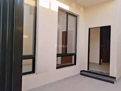 5 Bedroom Floor for Sale in East Riyadh, Riyadh - Villa for sale in Al Ramal, East Riyadh