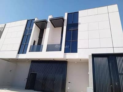 دور 5 غرف نوم للبيع في شرق الرياض، الرياض - دور للبيع في الجنادرية، شرق الرياض