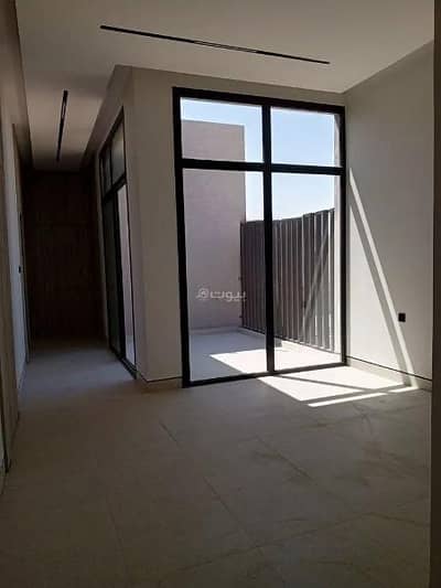 دور 5 غرف نوم للبيع في شرق الرياض، الرياض - دور للبيع في الرمال، شرق الرياض