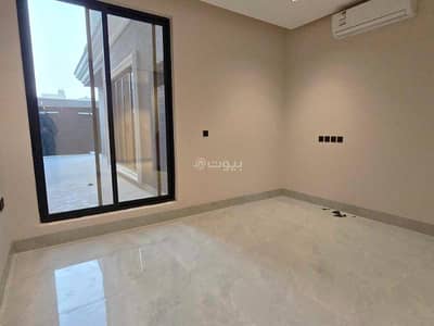 دور 5 غرف نوم للايجار في وسط الرياض، الرياض - دور جديد للايجار حي الربوه