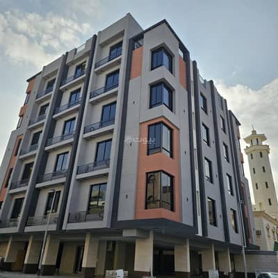 4 Bedroom Apartment for Sale in North Jeddah, Jeddah - 4-Bedroom Apartment in Al-Rabwa District