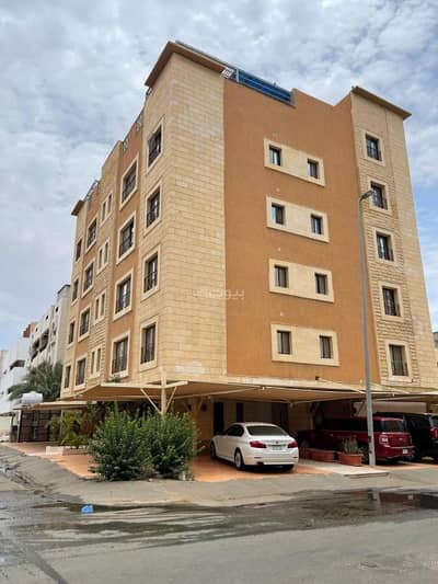 4 Bedroom Apartment for Rent in North Jeddah, Jeddah - Apartment for rent in Rawdah district near all services