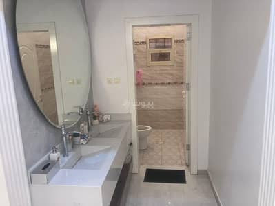 5 Bedroom Villa for Sale in East Riyadh, Riyadh - 5 Bedroom Villa For Sale in An Nahdah, Riyadh