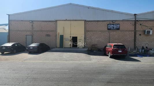 Warehouse for Rent in East Riyadh, Riyadh - Fully documented high-risk warehouse