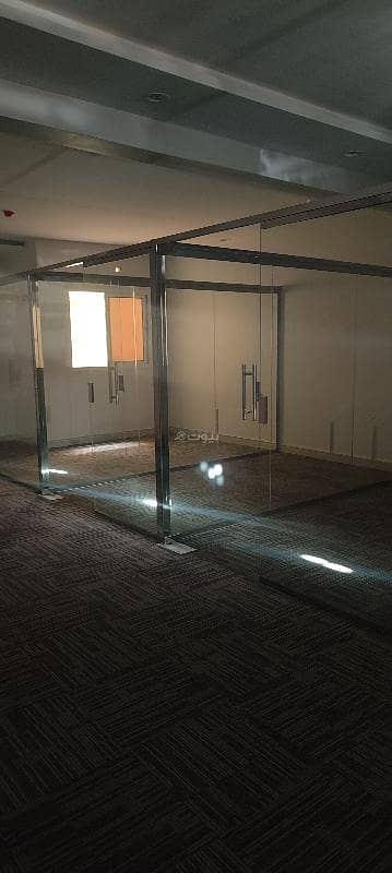 Office for Rent in West Riyadh, Riyadh - Office in West Riyadh，Tuwaiq 70000 SAR - 87668525