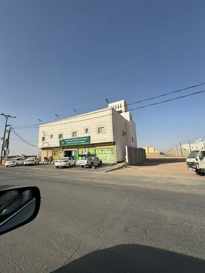 10 Bedroom Building for Rent in Malham - Building 10 bedrooms 180000 SAR - 87666396
