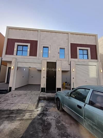 دور 4 غرف نوم للبيع في جنوب الرياض، الرياض - ممتلكات للبيع