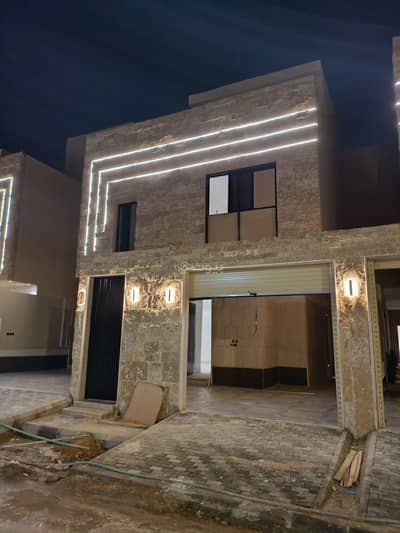 6 Bedroom Floor for Sale in West Riyadh, Riyadh - Floor for Sale in Tuwaiq, West Riyadh