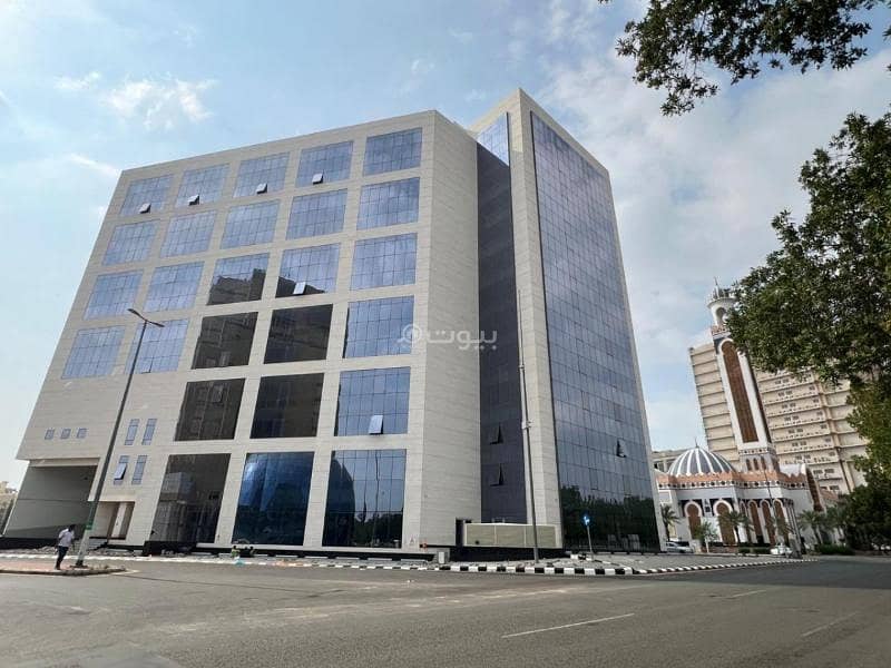 Commercial office for rent on Salem Shafi Street, Al Naseem District, Mecca, Mecca Region
