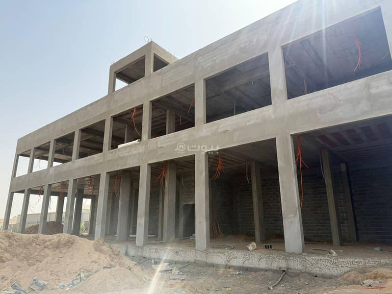 Building in Al Jamia Scheme 5 bedrooms 200000 SAR - 87670581