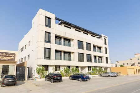 3 Bedroom Flat for Rent in North Riyadh, Riyadh - Apartment - luxury apartment available for monthly rent