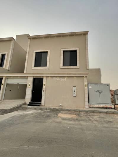 5 Bedroom Villa for Sale in East Riyadh, Riyadh - Villa for sale in Al Janadriyah, East Riyadh