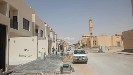 3 Bedroom Floor for Sale in West Riyadh, Riyadh - Floor in West Riyadh，Tuwaiq 3 bedrooms 900000 SAR - 87671465