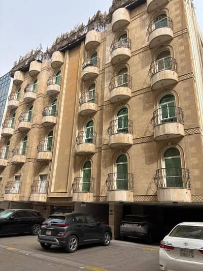 4 Bedroom Flat for Rent in Central Jeddah, Jeddah - Apartment for rent in Al Hamra, Jeddah