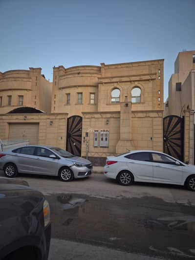 فیلا 3 غرف نوم للبيع في جنوب الرياض، الرياض - للبيع فيلا بحي العزيزية في الرياض