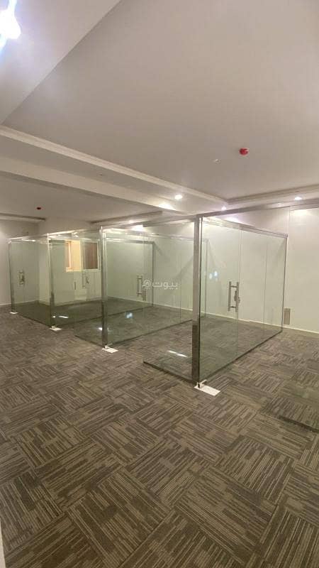 Office in West Riyadh,Tuwaiq 70000 SAR - 87668525 Office in West Riyadh,Tuwaiq 70000 SAR - 87668525