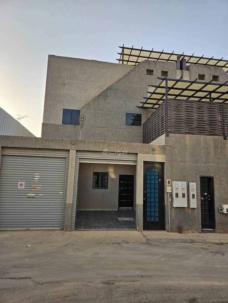 4 Bedrooms Floor For Rent in Al Rawdah, Riyadh