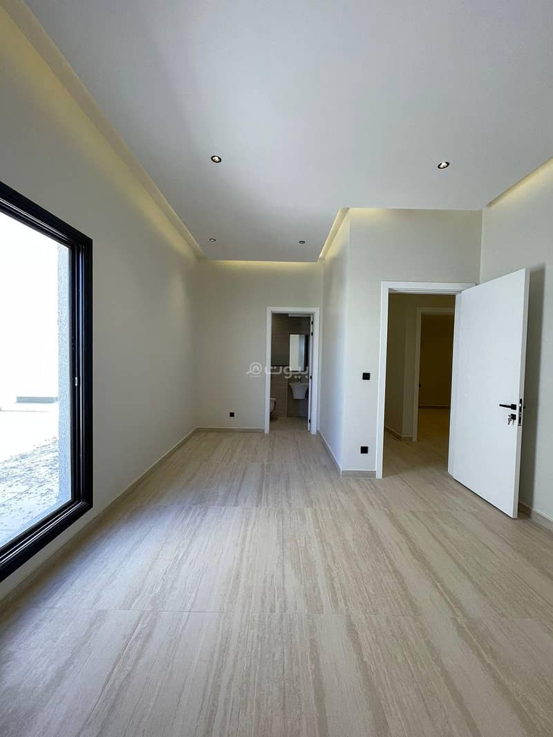 Floor For Rent in Mughrazat, Riyadh
