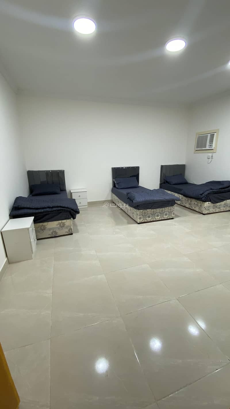 Building in Al Hijrah 4 bedrooms 36000 SAR - 87672974