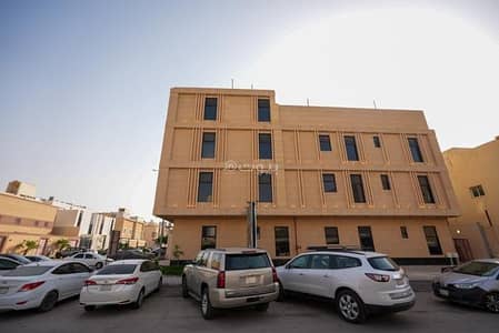 3 Bedroom Flat for Rent in North Riyadh, Riyadh - Luxurious apartment for rent in Al-Malga neighborhood