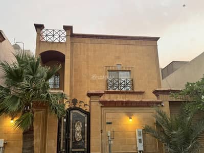 8 Bedroom Villa for Sale in Taybay, Dammam - Detached villa for sale, used for 12 years, opening onto a mosque and garden, 405 square meters, freehold, with a fitted kitchen and air conditioners.
