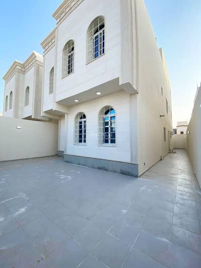 8 Bedroom Villa for Sale in King Fahd Suburb, Dammam - Property for Sale