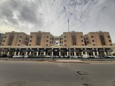 Office for Rent in North Jeddah, Jeddah - Commercial office for rent on Dhul Nureen Street, Ash Sherafeyyah district, Jeddah city, Makkah Province