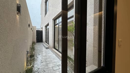 دور 3 غرف نوم للايجار في شمال الرياض، الرياض - 3 Bedroom Floor For Rent in Al Rahmaniyah