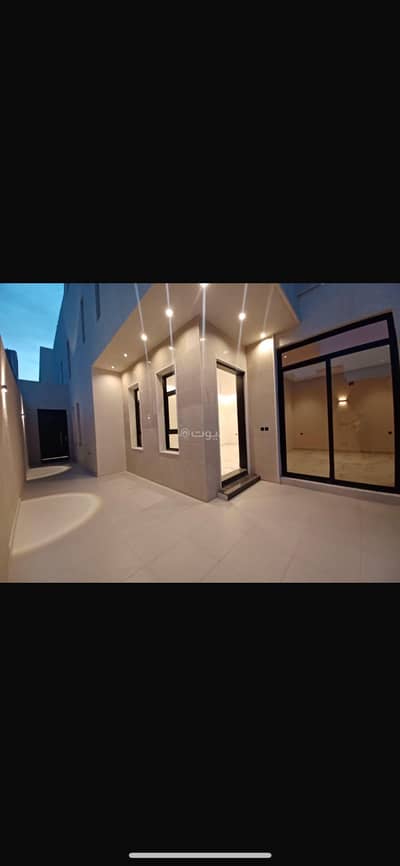 4 Bedroom Villa for Sale in North Riyadh, Riyadh - Luxurious villa in Al Arras neighborhood directly from the owner