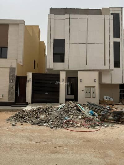 دور 4 غرف نوم للبيع في شرق الرياض، الرياض - دور ارضي للبيع حي الرمال شمال شرق الرياض
