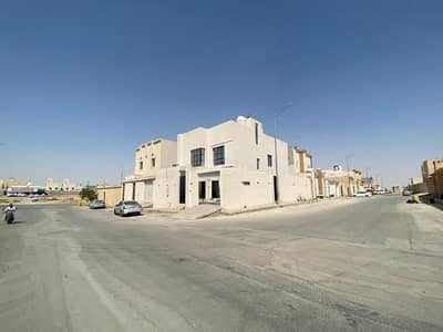 فیلا 5 غرف نوم للبيع في جنوب الرياض، الرياض - فيلا للبيع بحي أحد