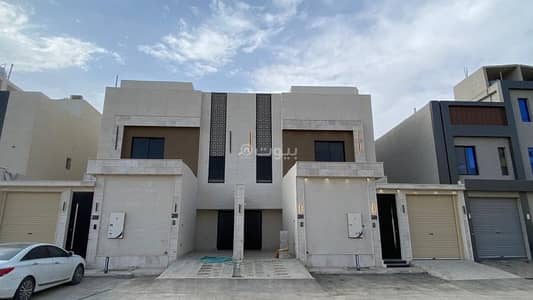 4 Bedroom Villa for Sale in South Riyadh, Riyadh - Townhouse for sale in Badr neighborhood