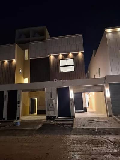 5 Bedroom Floor for Sale in East Riyadh, Riyadh - Floor for Sale in Al Janadriyah, East Riyadh