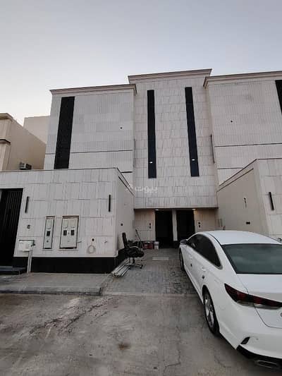 دور 5 غرف نوم للبيع في شرق الرياض، الرياض - دور علوي فاخر للبيع لراغبي التميز والرقي بحي الجنادريه