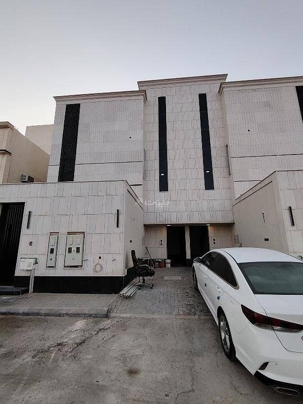 دور علوي فاخر للبيع لراغبي التميز والرقي بحي الجنادريه دور علوي فاخر للبيع لراغبي التميز والرقي بحي الجنادريه