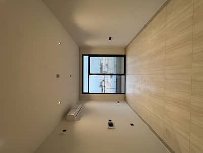 4 Bedroom Apartment for Rent in East Riyadh, Riyadh - Apartment in East Riyadh，Al Rimal 4 bedrooms 60000 SAR - 87674188