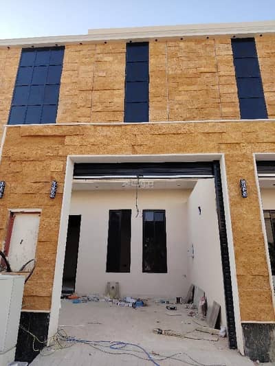 8 Bedroom Villa for Sale in East Riyadh, Riyadh - Villa in East Riyadh，Al Rimal 8 bedrooms 1250000 SAR - 87674369