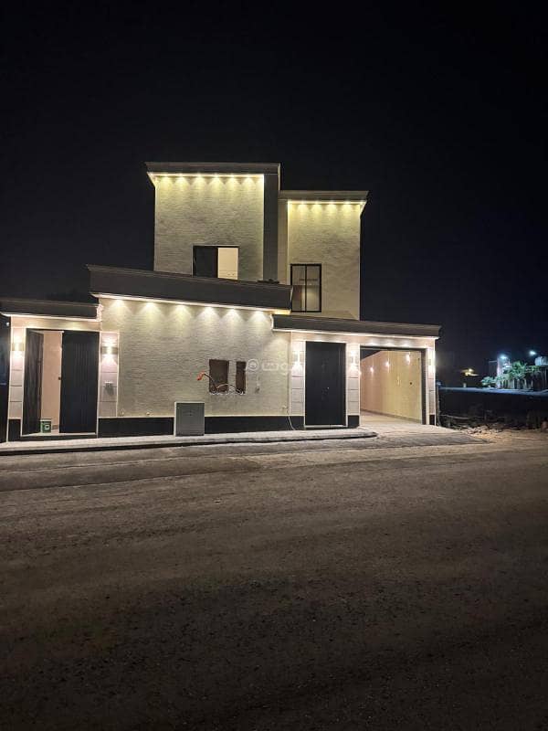 Ground floor for sale in Al Bayan district, spacious area, excellent location, and modern finishing.