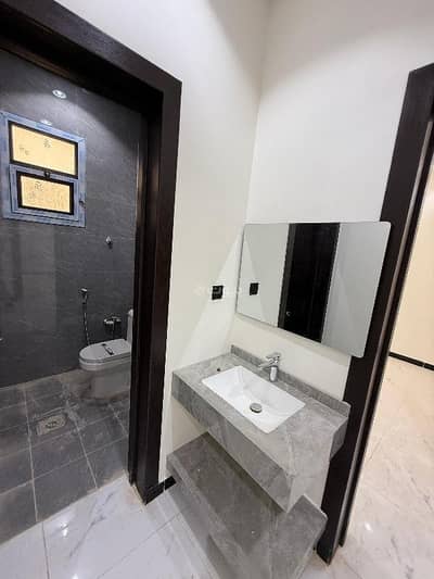 3 Bedroom Floor for Sale in East Riyadh, Riyadh - Floor in East Riyadh，Al Murjan 3 bedrooms 660000 SAR - 87665264