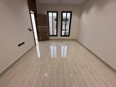 7 Bedroom Villa for Sale in East Riyadh, Riyadh - Semi-detached villa for sale in Al Ramal district at a special price