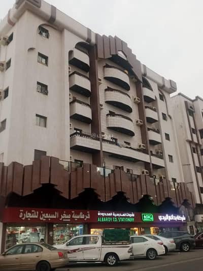 فلیٹ 5 غرف نوم للايجار في شمال جدة، جدة - شقة للإيجار في شارع الامير ماجد الفرعي, حي مشرفة, مدينة جدة, منطقة مكة المكرمة