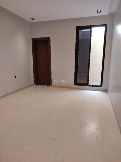 5 Bedroom Floor for Sale in East Riyadh, Riyadh - Luxurious ground floor for sale for those seeking distinction and sophistication in Al Khaleej neighborhood