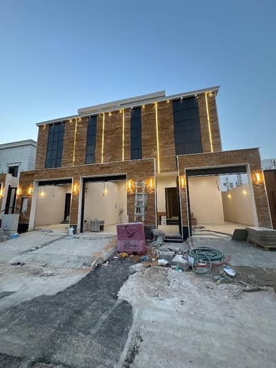 5 Bedroom Villa for Sale in East Riyadh, Riyadh - Villa in East Riyadh，Al Rimal 5 bedrooms 1350000 SAR - 87674885