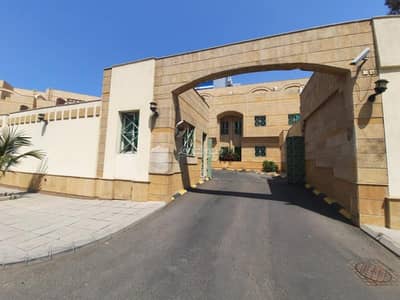 4 Bedroom Villa for Rent in North Jeddah, Jeddah - Villa for rent on Prince Sultan Street, Rawdah District, Jeddah City, Makkah Province